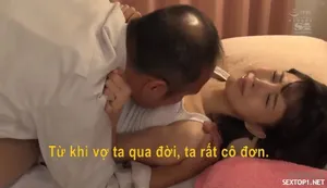 Nữ học sinh ngây thơ thường xuyên bị lạm dụng trên xe buýt cho đến khi “nghiện”