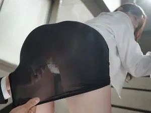 Thanh niên xấu trai nhưng khoai to nên quen được nữ đồng nghiệp vú ngon dễ thương