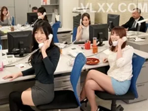 Nữ ca sĩ trẻ vừa giỏi hát còn vừa giỏi Trả bài với fan hâm mộ