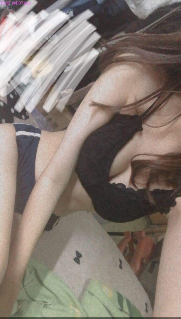 Địt em Emiri Suzuhara xinh dâm